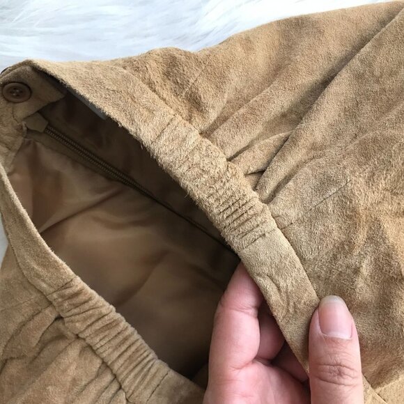 NOS 90's NWT Chico's Design Suede Leather Tan Chic Skirt - Medium - Picture 5 of 9